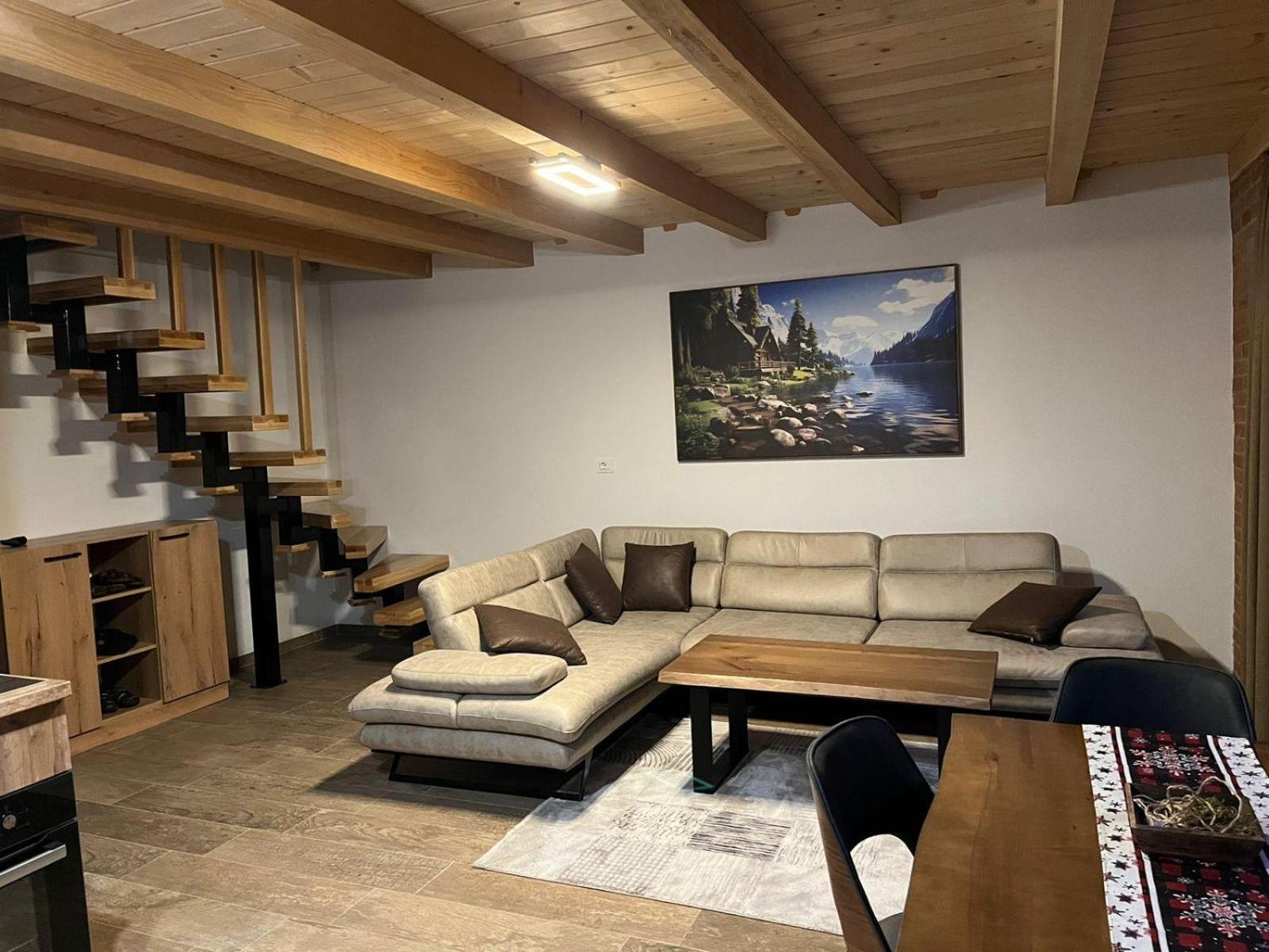 Bujtinat Lisa Apartment Boge Ngoại thất bức ảnh